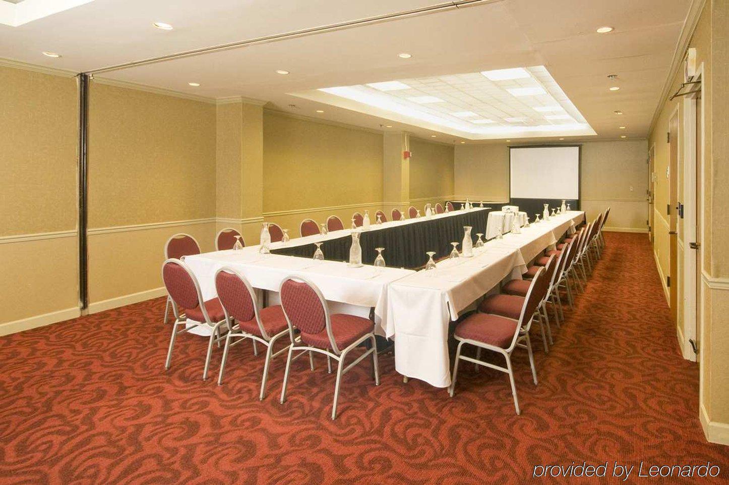 Embassy Suites By Hilton Atlanta Galleria Smyrna Perniagaan gambar