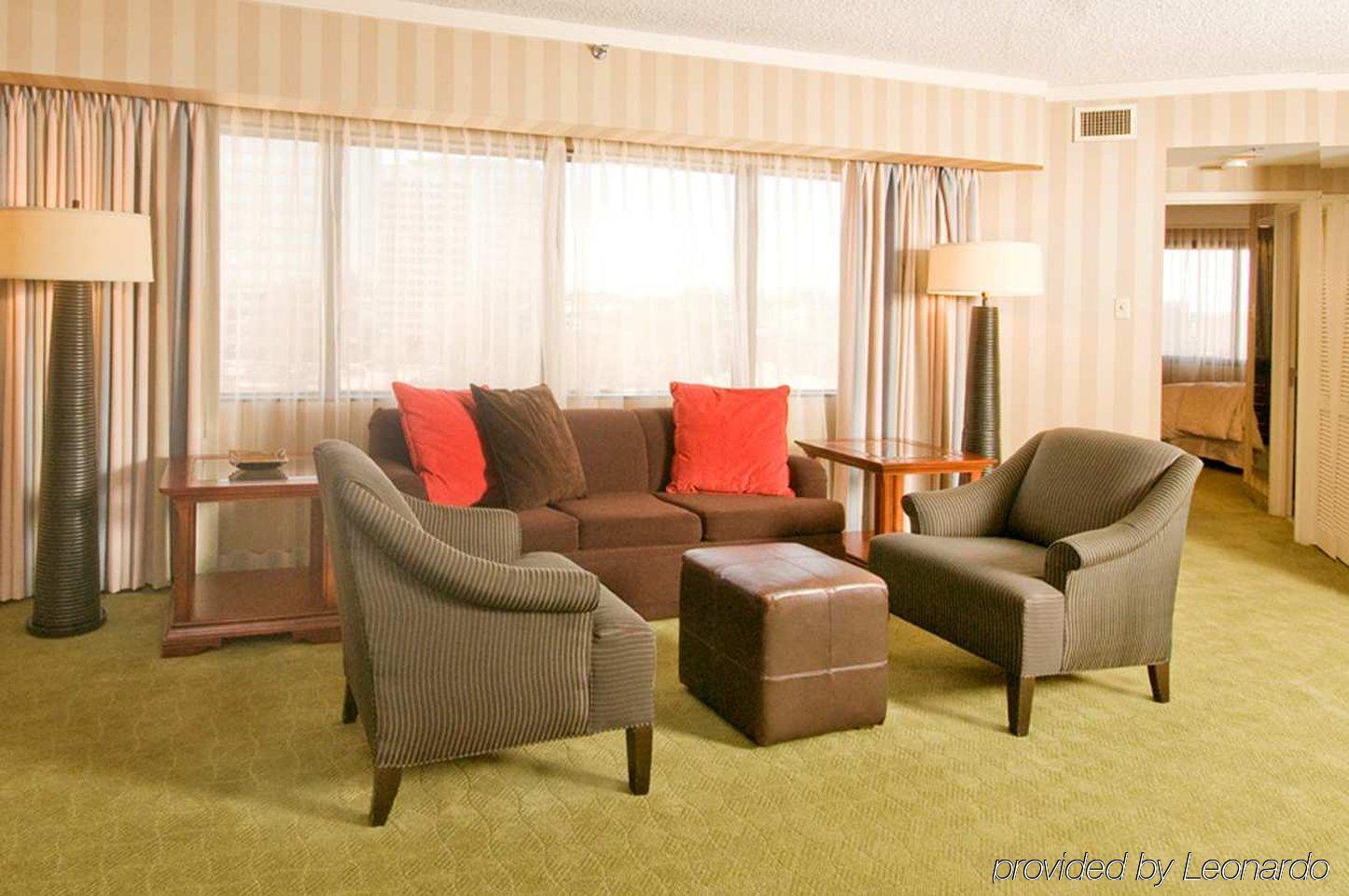 Embassy Suites By Hilton Atlanta Galleria Smyrna Bilik gambar