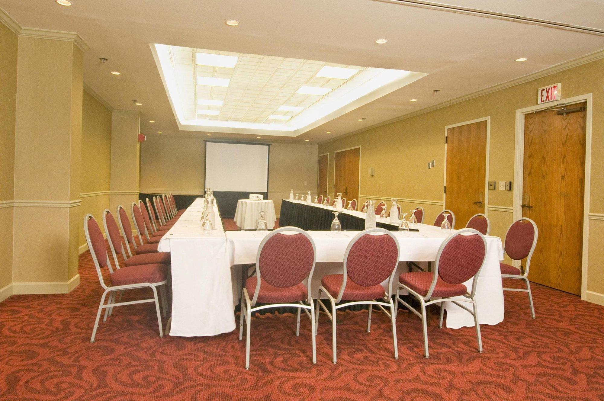 Embassy Suites By Hilton Atlanta Galleria Smyrna Luaran gambar