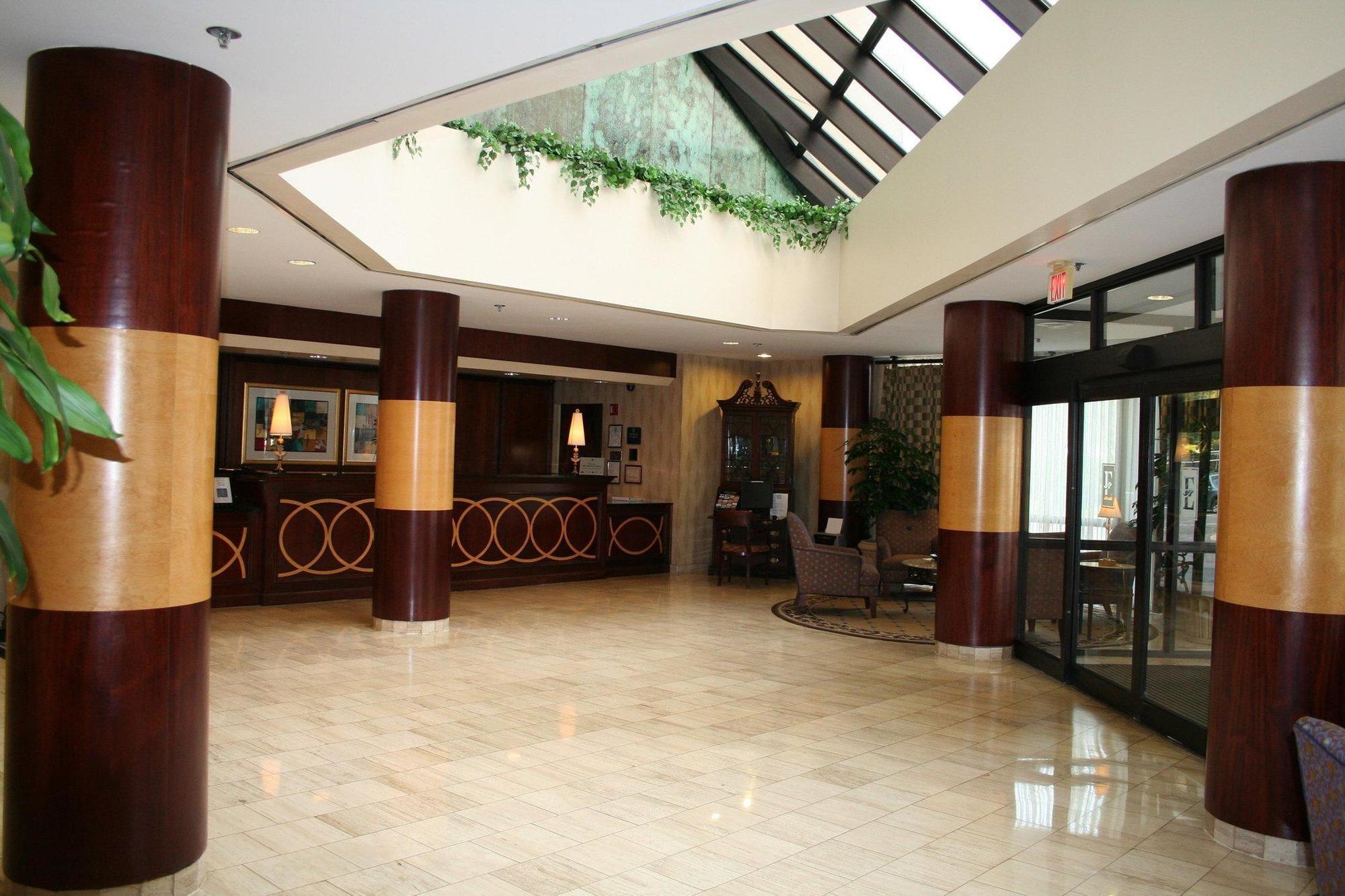 Embassy Suites By Hilton Atlanta Galleria Smyrna Luaran gambar